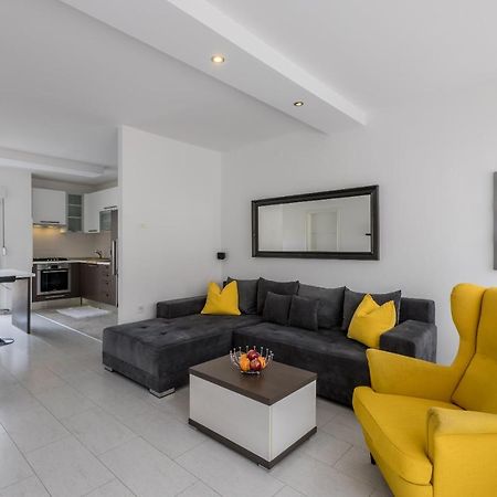 Doors Of West Apartment Split Luaran gambar