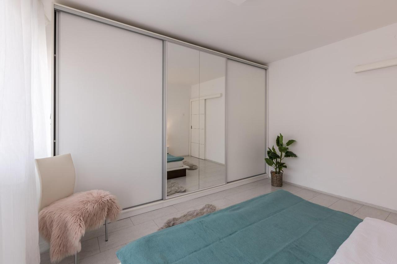 Doors Of West Apartment Split Luaran gambar