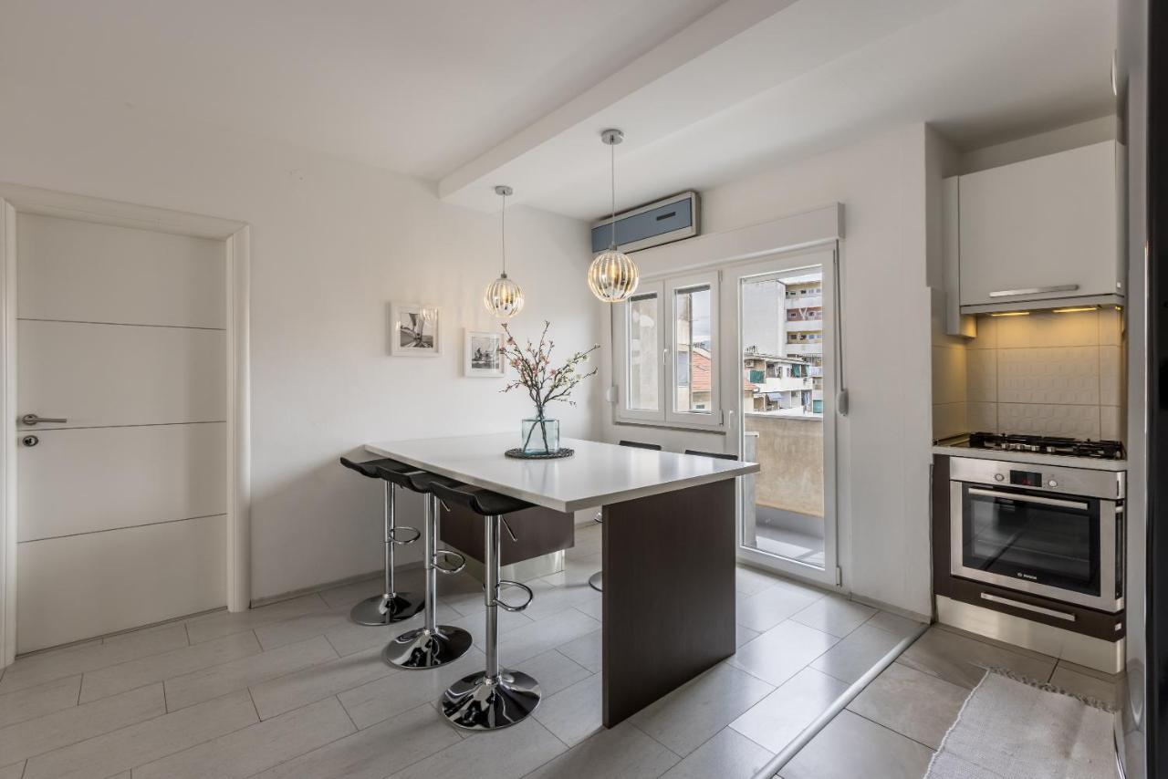 Doors Of West Apartment Split Luaran gambar